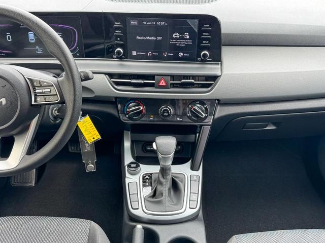 Photo of 2024 Neptune Blue Kia Seltos