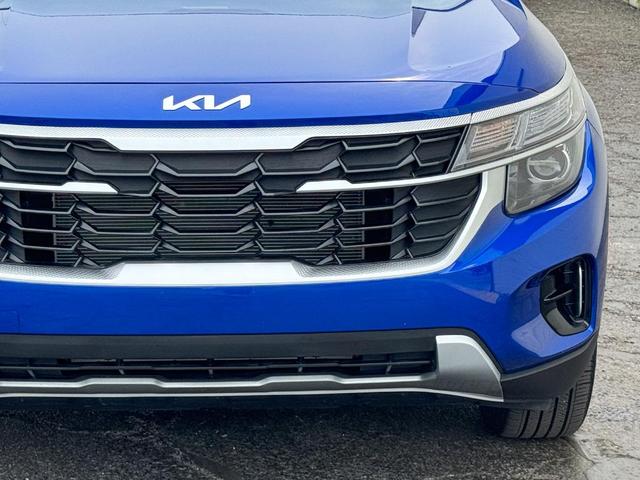 Photo of 2024 Neptune Blue Kia Seltos