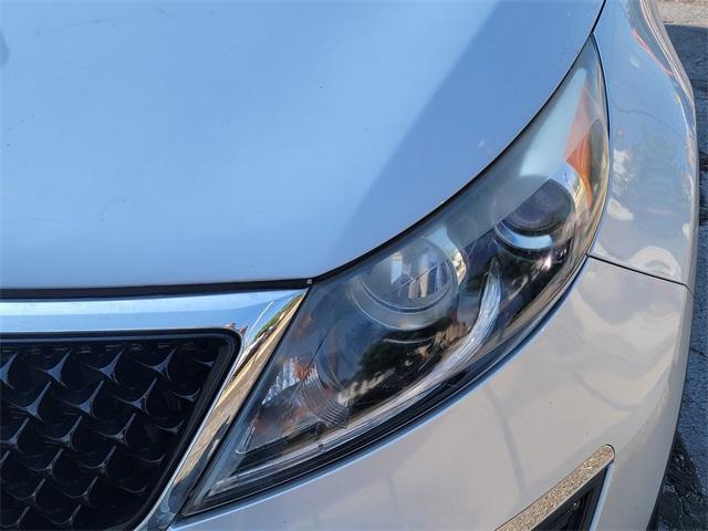 Photo of 2015 Bright Silver Kia Sportage