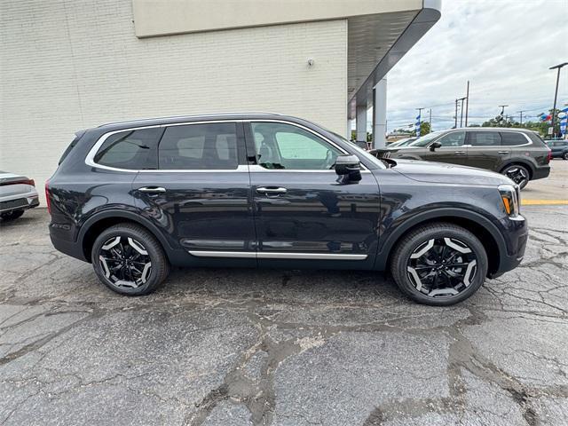 Photo of 2025 Metal Kia Telluride