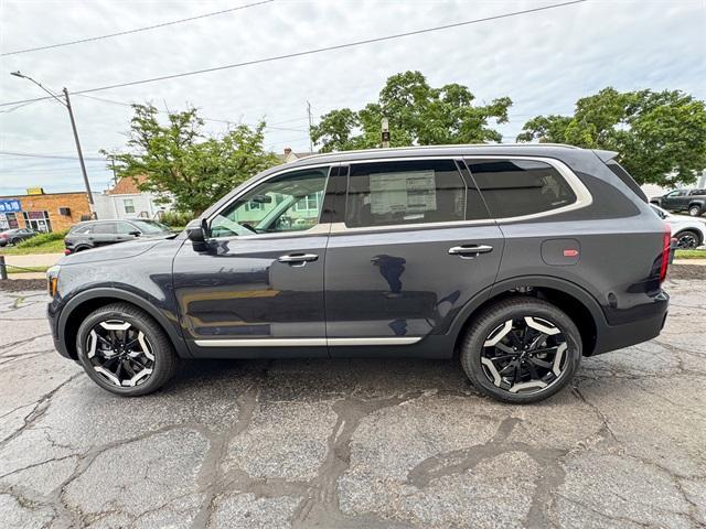 Photo of 2025 Metal Kia Telluride