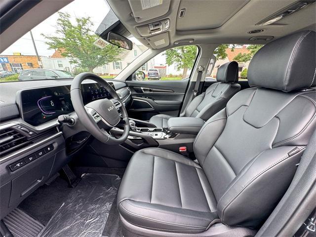 Photo of 2025 Metal Kia Telluride