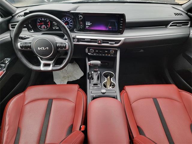 Photo of 2023 Wolf Gray Kia K5