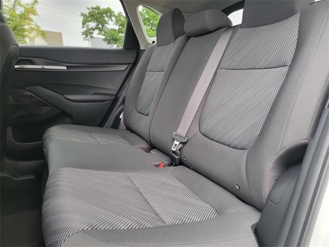 Photo of 2024 Snow White Pearl Kia Seltos