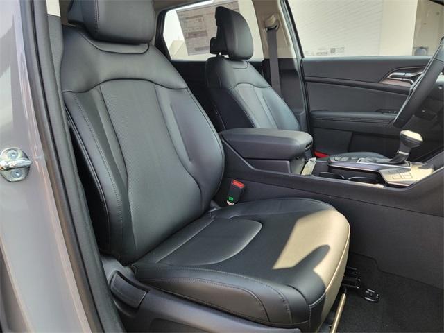 Photo of 2026 Wolf Gray Kia Sportage