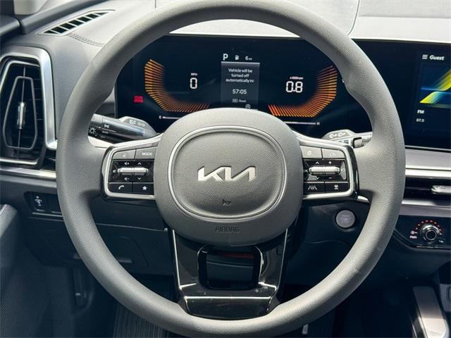 Photo of 2025 Glacial White Pearl Kia Sorento