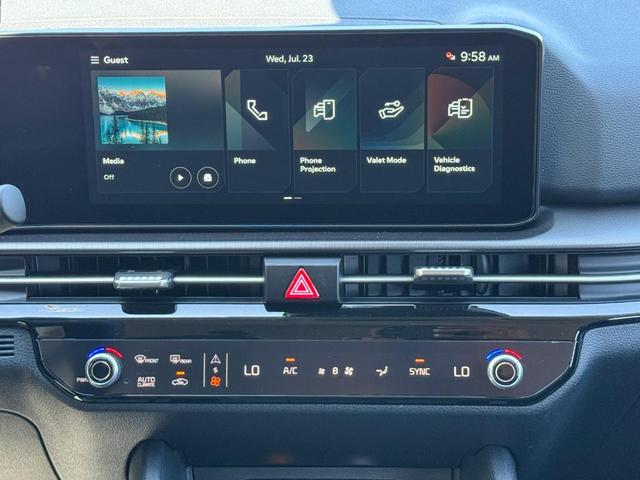 Photo of 2026 Ebony Black Kia Sportage