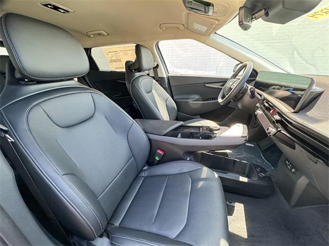 Photo of 2025 Wolf Gray Kia EV6