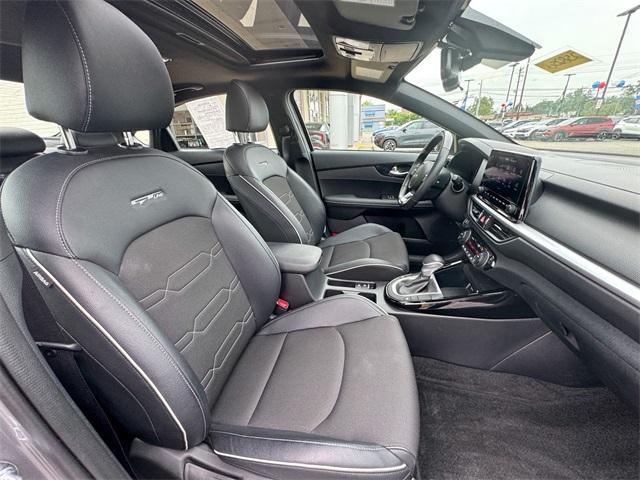 Photo of 2024 Steel Gray Kia Forte