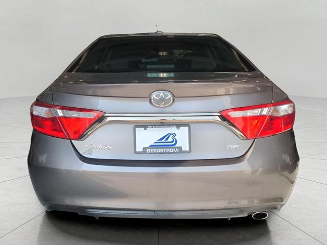 Photo of 2015 GRAY Toyota Camry