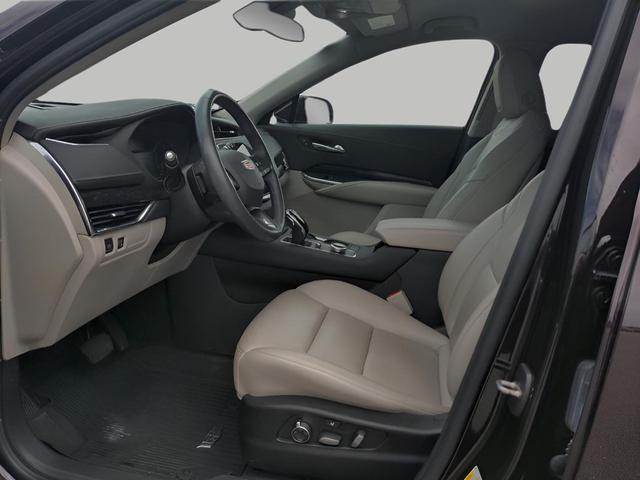 Photo of 2021 Garnet Metallic Cadillac XT4