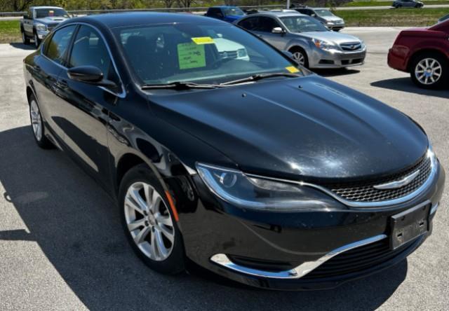 2015 Chrysler 200