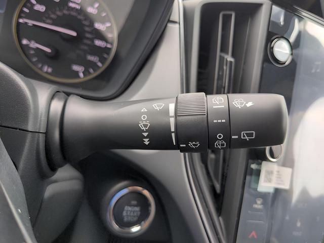 Photo of 2025 Crystal White Pearl Subaru Crosstrek