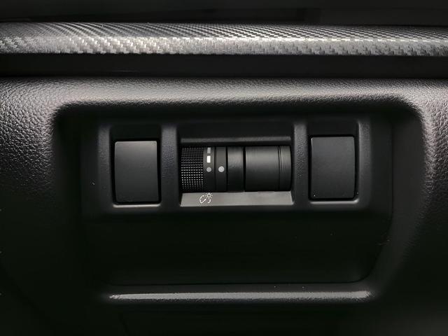 Photo of 2025 Crystal White Pearl Subaru Crosstrek