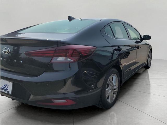 Photo of 2019  Hyundai ELANTRA