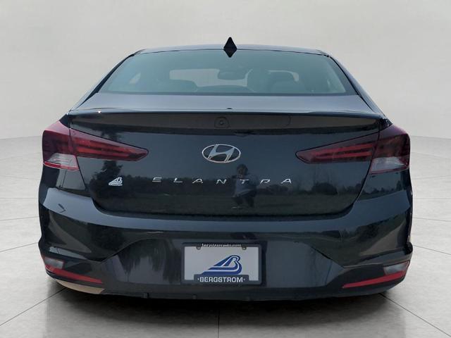 Photo of 2019  Hyundai ELANTRA