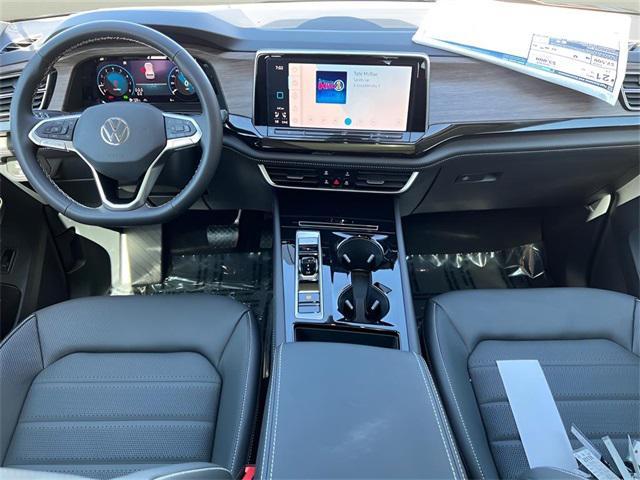 Photo of 2025 Mist Volkswagen Atlas