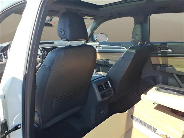 Photo of 2022 Pure White Volkswagen Atlas Cross Sport
