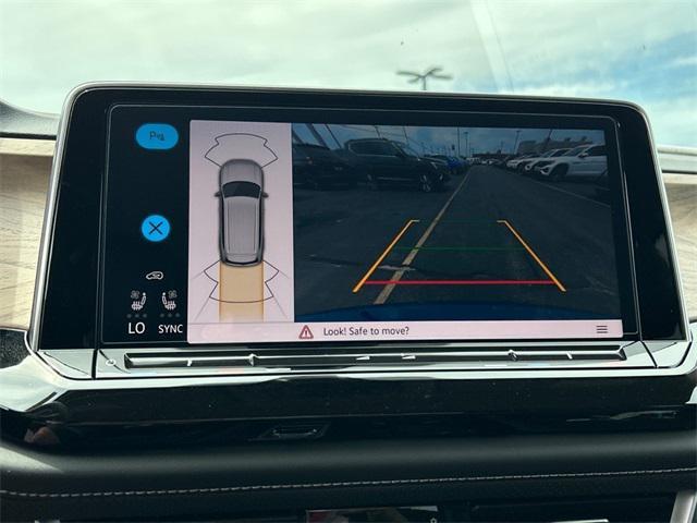 Photo of 2025 Mountain Lake B Volkswagen Atlas