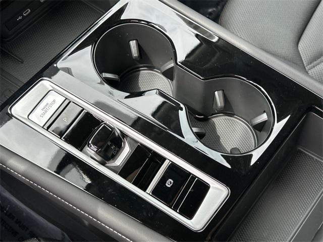 Photo of 2025 Mountain Lake B Volkswagen Atlas