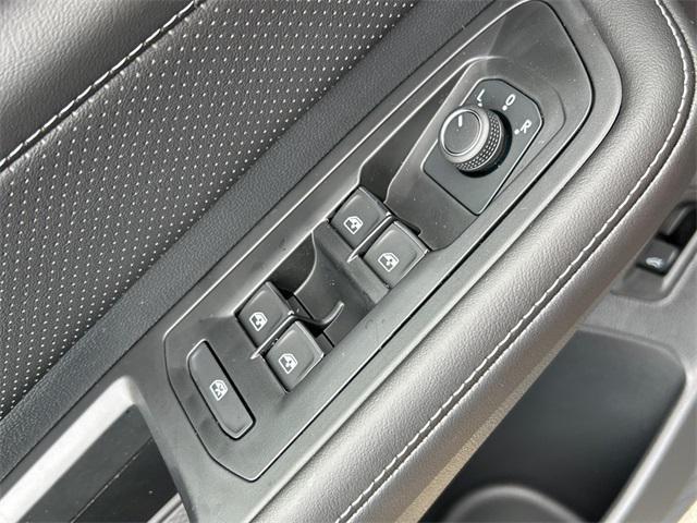 Photo of 2025 Mountain Lake B Volkswagen Atlas