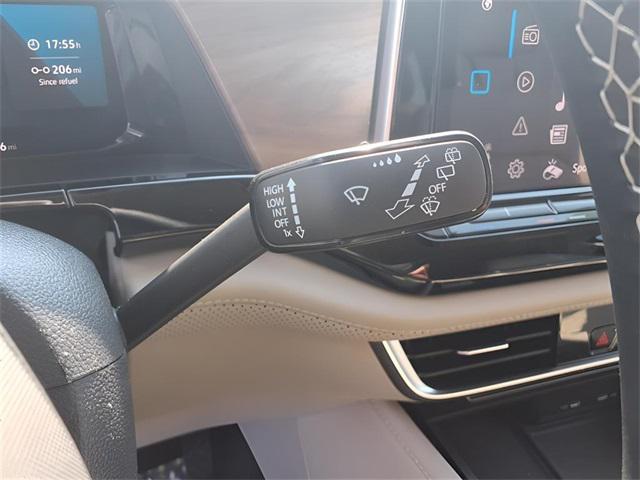 Photo of 2024 Platinum Gray Volkswagen Atlas