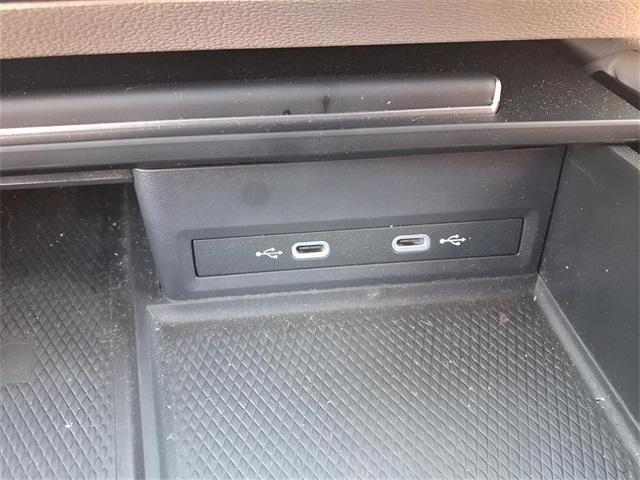 Photo of 2024 Platinum Gray Volkswagen Atlas