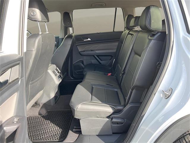 Photo of 2021 Pure White Volkswagen Atlas