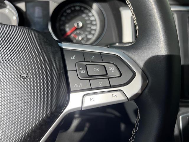 Photo of 2021 Pure White Volkswagen Atlas