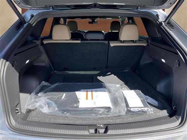 Photo of 2025 Mist Volkswagen Atlas Cross Sport