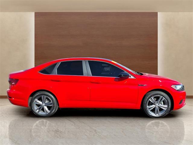 Photo of 2019 Tornado Red Volkswagen Jetta