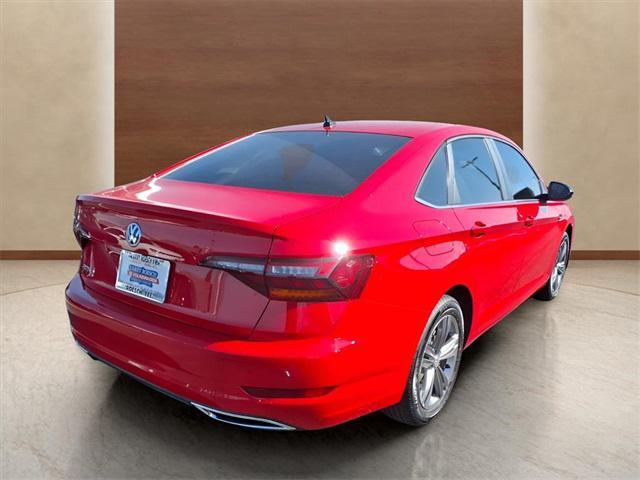 Photo of 2019 Tornado Red Volkswagen Jetta