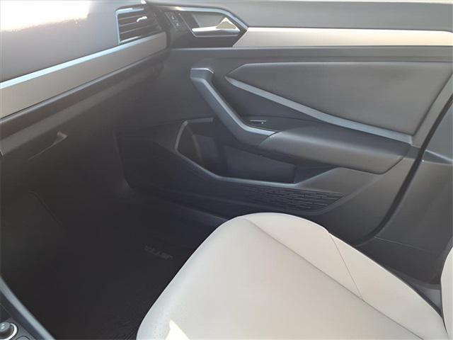 Photo of 2019 Tornado Red Volkswagen Jetta