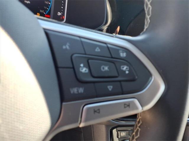 Photo of 2022 Platinum Gray Volkswagen Taos