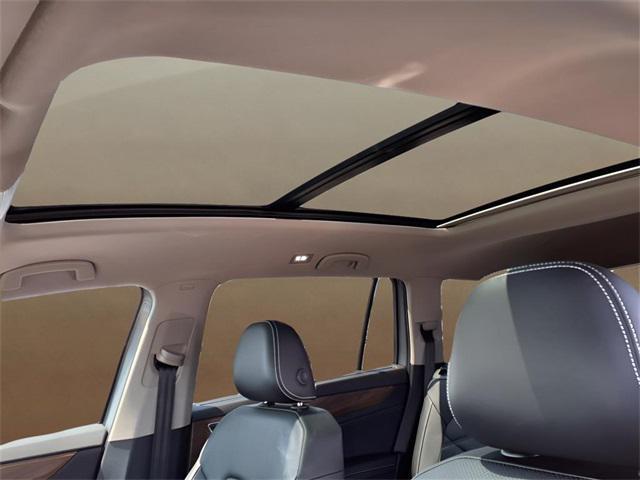 Photo of 2025 Silver Mist Metallic Volkswagen Atlas
