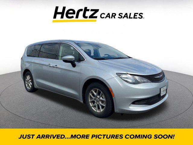 2023 Chrysler Voyager