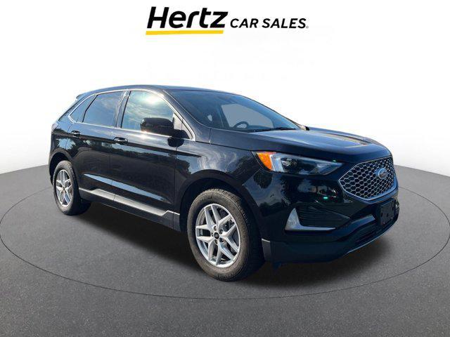 Photo of 2024 Agate Black Metallic Ford Edge