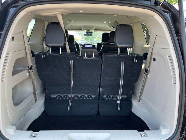 Photo of 2024 Diamond Black Crystal Pearlcoat Chrysler Pacifica
