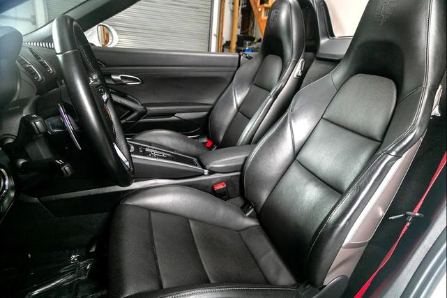 Photo of 2018 Guards Red Porsche 718 Boxster