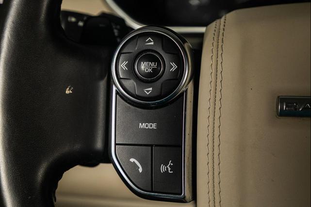 Photo of 2017 WHITE Land Rover Range Rover
