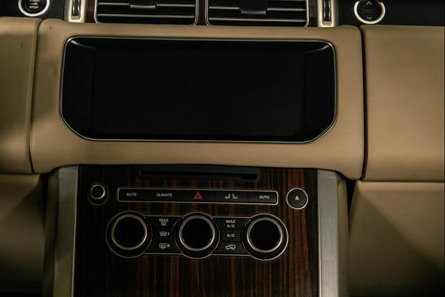 Photo of 2017 WHITE Land Rover Range Rover