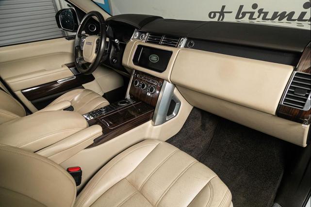 Photo of 2017 WHITE Land Rover Range Rover