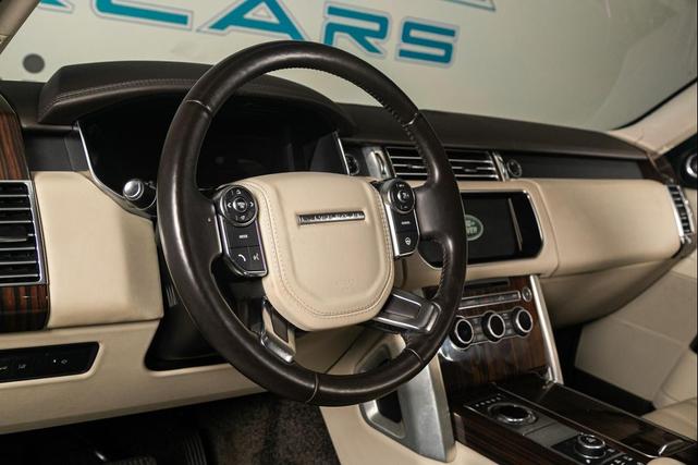 Photo of 2017 WHITE Land Rover Range Rover