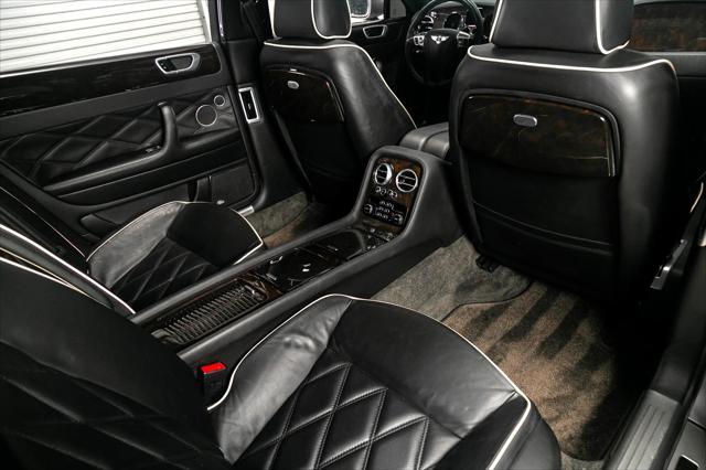 Photo of 2009 SILVER Bentley Continental Flying Spur