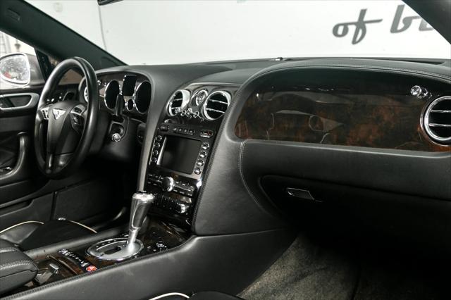 Photo of 2009 SILVER Bentley Continental Flying Spur