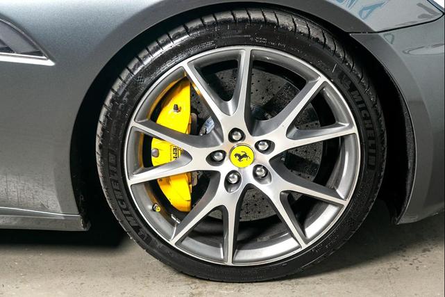Photo of 2011 GREY Ferrari California