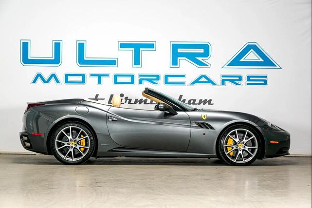 Photo of 2011 GREY Ferrari California