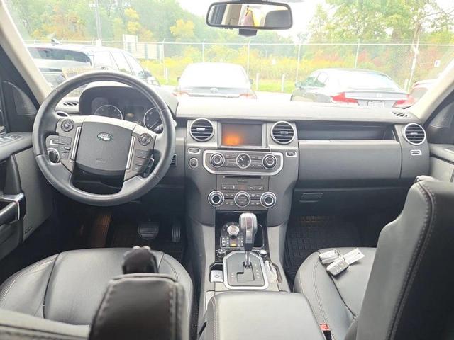 Photo of 2012 Black Land Rover LR4