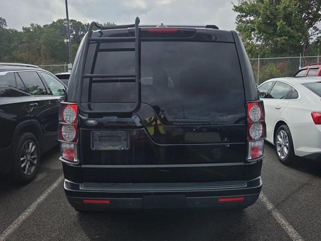 Photo of 2012 Black Land Rover LR4