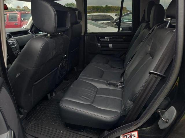 Photo of 2012 Black Land Rover LR4